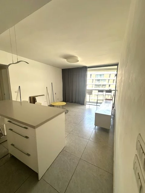 Emplacement idéal ! 2 pièces entièrement meublé à louer, florentine, Tel Aviv 