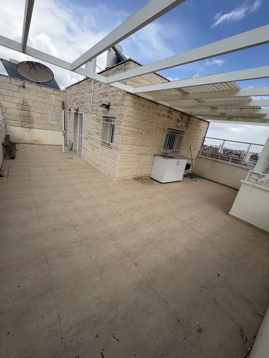Duplex spacieux 5p 130m2