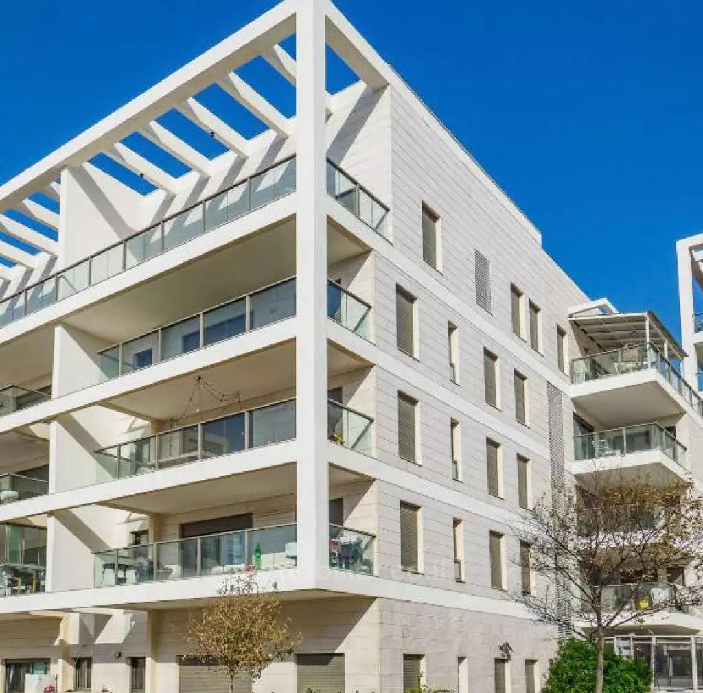 AKHZIV NOUVEAU QUARTIER - 4 PIÈCES VUE MER