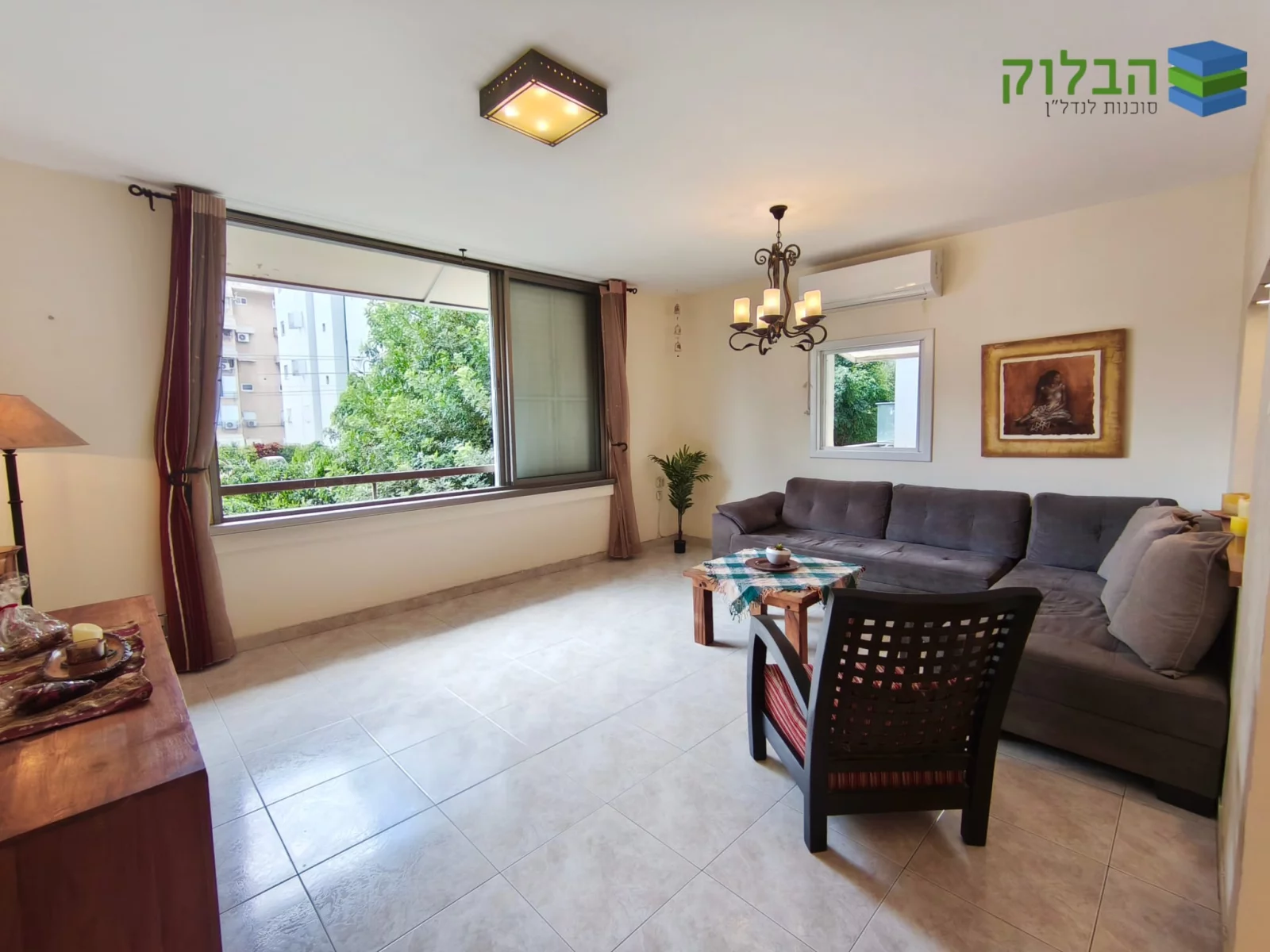Nova venda em exclusividade | Apartamento de 4 divisões | Rua HaSadeh, bairro Remez, Rishon LeZion ?