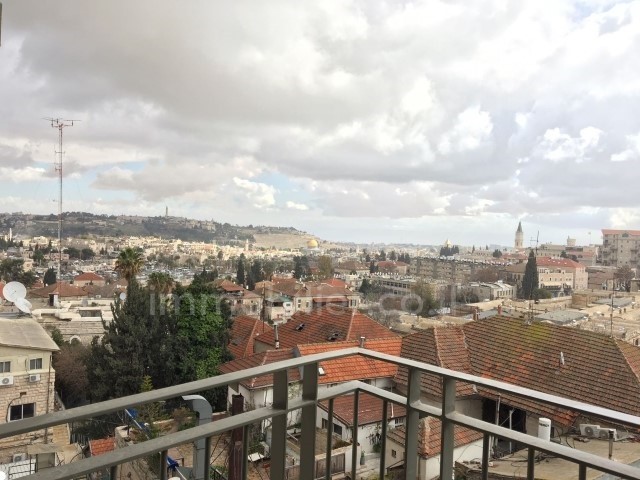 Apartamento 4 cômodos  Jerusalém Centro da cidade 1-IBL-2438