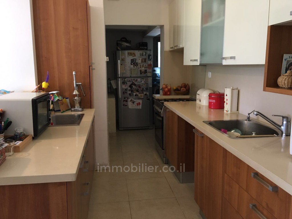 Apartamento 4 cômodos  Jerusalém Holyland 144-IBL-495