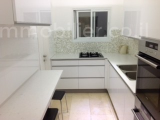 Apartamento 4 cômodos  Jerusalém Beit Vagan 144-IBL-508