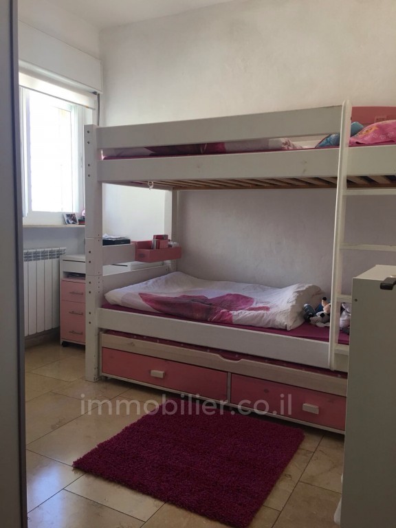 Apartamento 4 cômodos  Jerusalém Beit Vagan 144-IBL-508