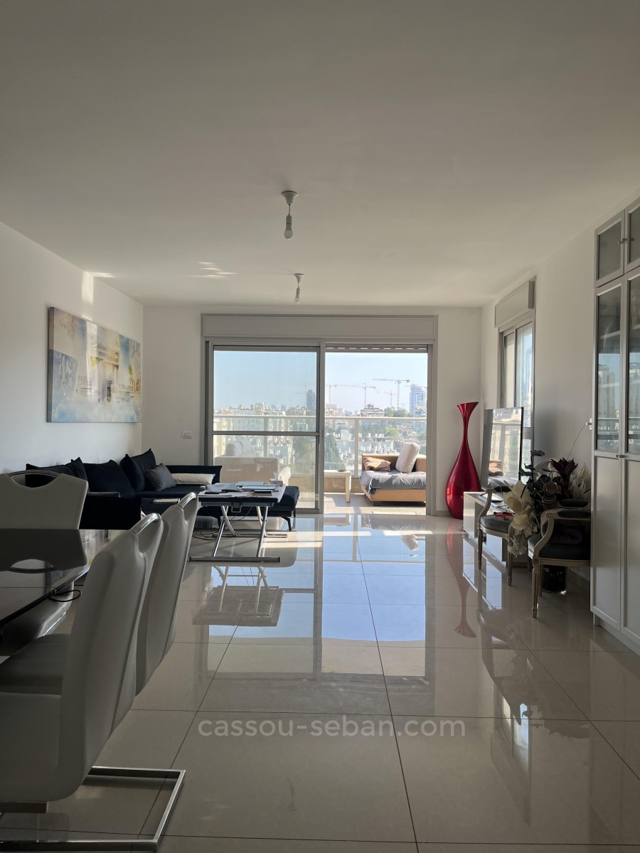 Apartamento 5 cômodos  Netanya Kikar 144-IBL-576