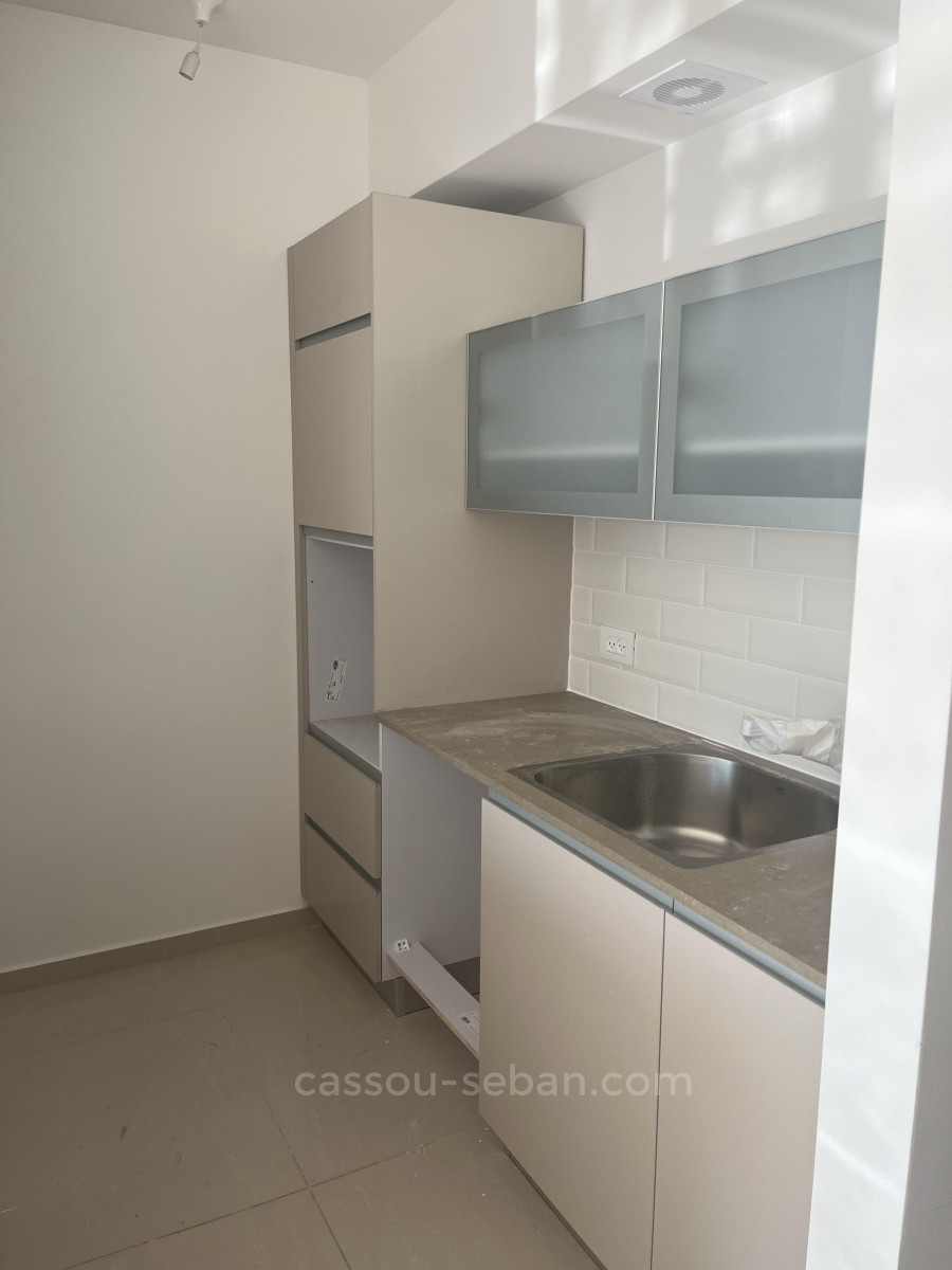 Apartamento 4.5 cômodos  Jerusalém Centro da cidade 144-IBL-588