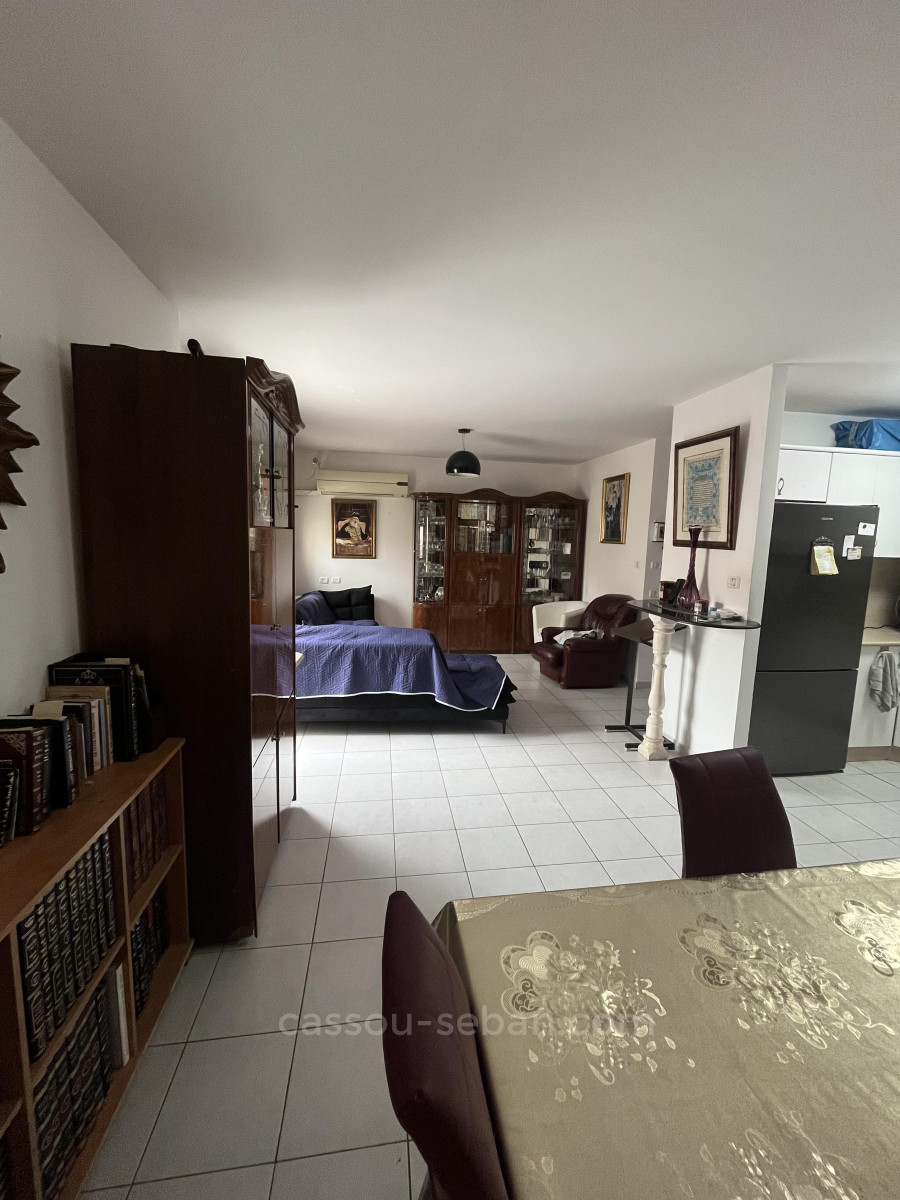 Apartamento 4 cômodos  Jerusalém Har Homa 144-IBL-642