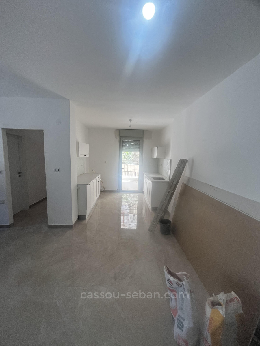 Apartamento 4 cômodos Jerusalém Rasko 144-IBL-686