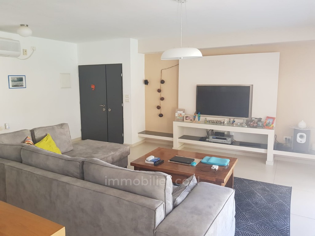 Apartamento 4 cômodos  Ashdod Dalet 15-IBL-2746