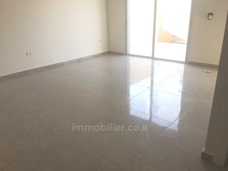 Apartamento 3 cômodos  Ashdod Alef 15-IBL-2749