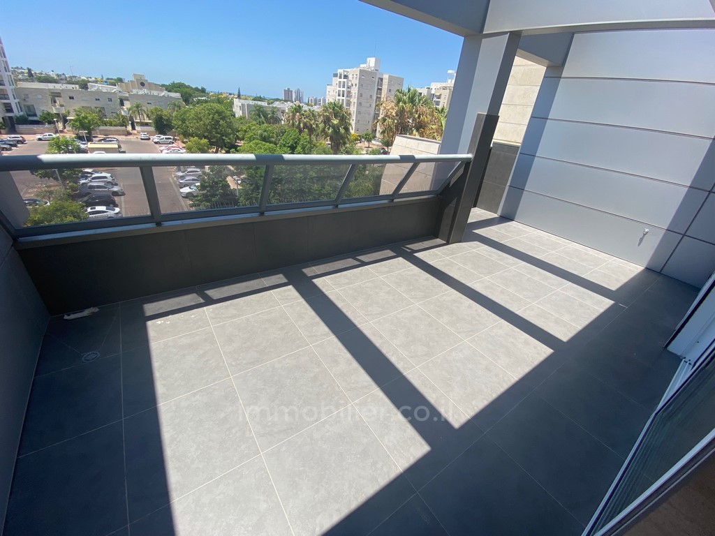 Apartamento 4 cômodos  Ashdod Tet vav 15-IBL-2870