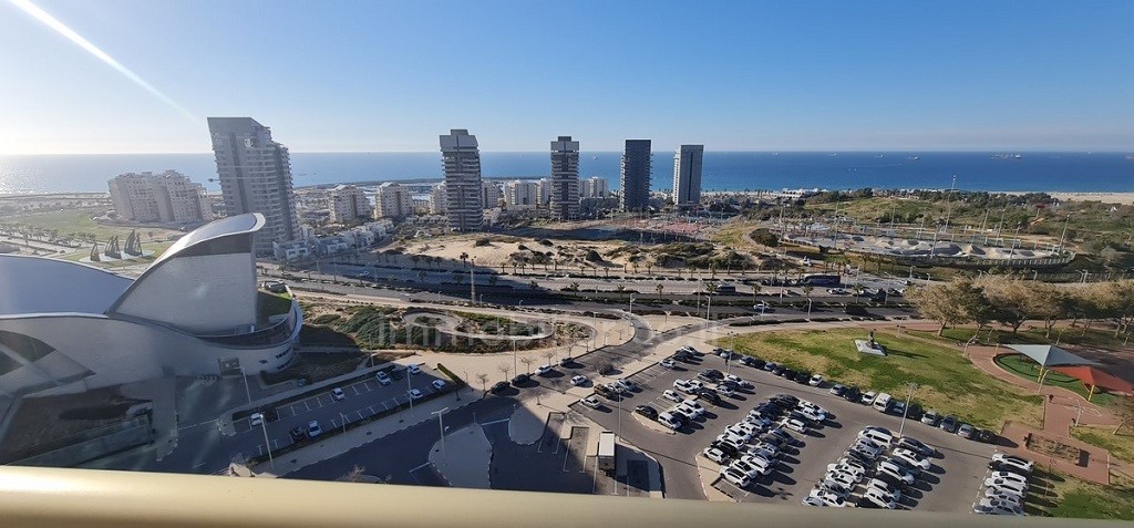 Apartamento 3 cômodos  Ashdod À beira-mar 15-IBL-2886