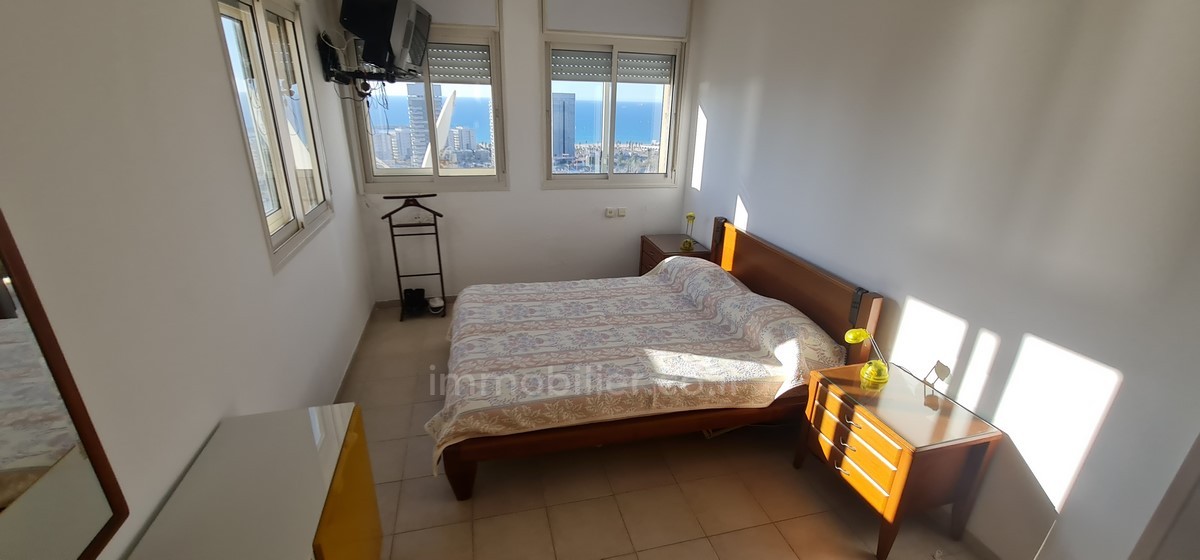 Apartamento 3 cômodos  Ashdod À beira-mar 15-IBL-2886