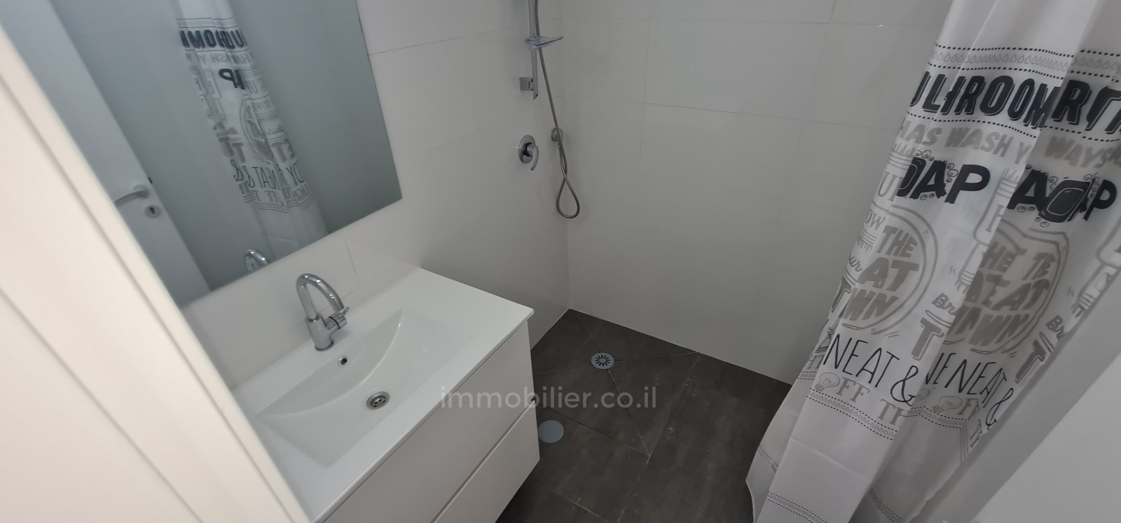 Apartamento 4.5 cômodos  Ashdod Het 15-IBL-2902