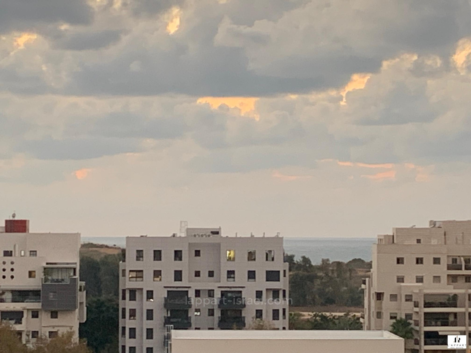 Apartamento 4 cômodos  Tel Aviv Ramat Aviv Gimel 175-IBL-2991