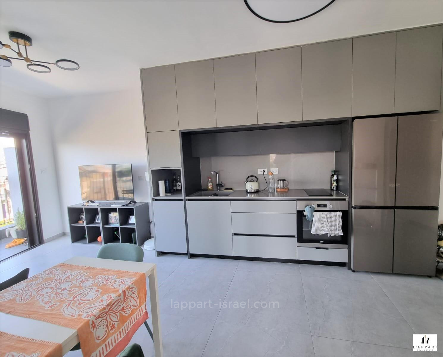 Apartamento 3 cômodos  Tel Aviv Florentine 175-IBL-3091