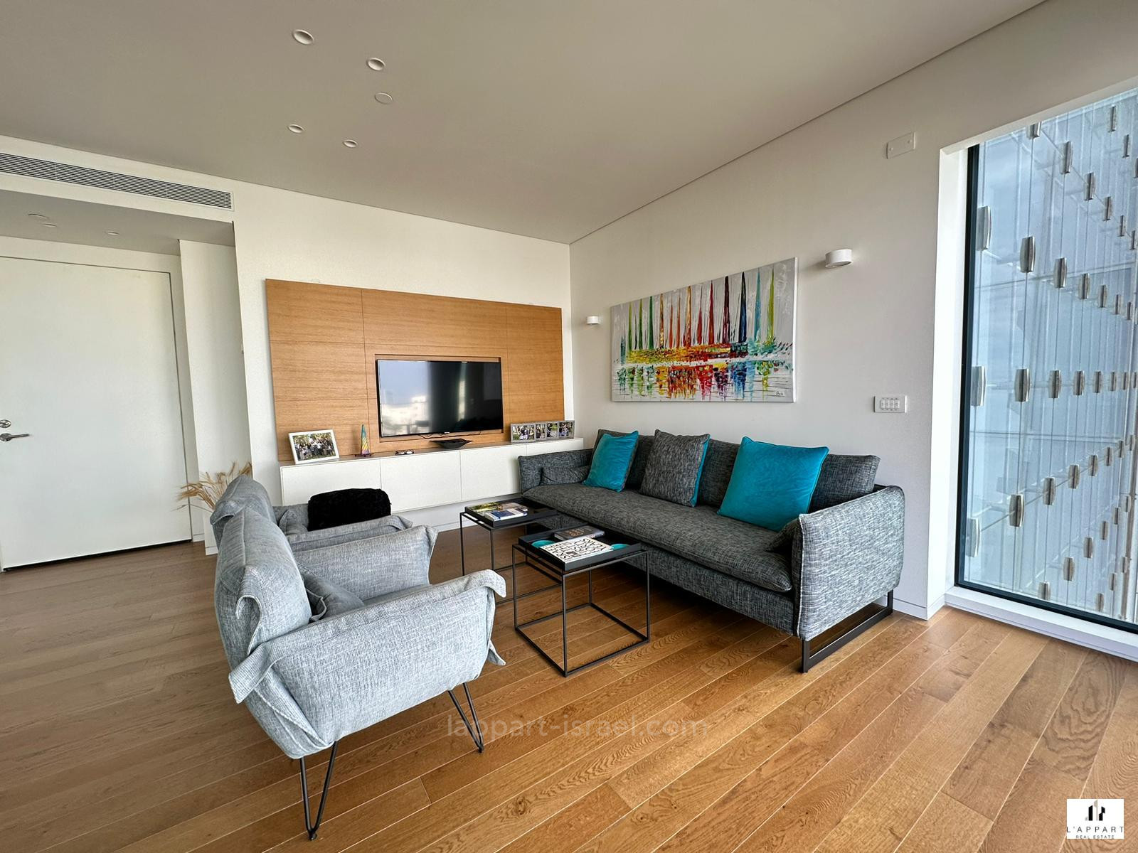 Apartamento 4 cômodos  Tel Aviv Região marítima 175-IBL-3096