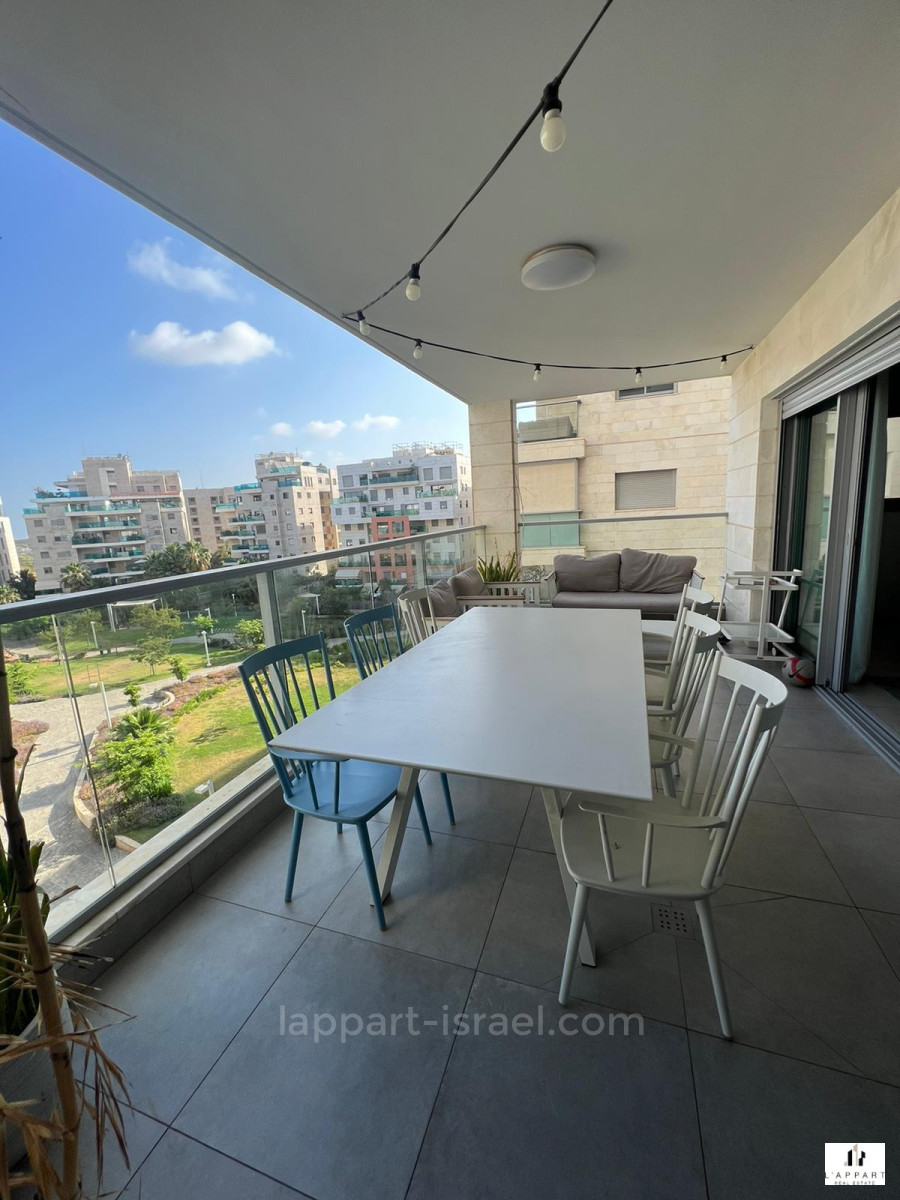 Apartamento 4 cômodos  Tel Aviv Ramat Aviv 175-IBL-3217