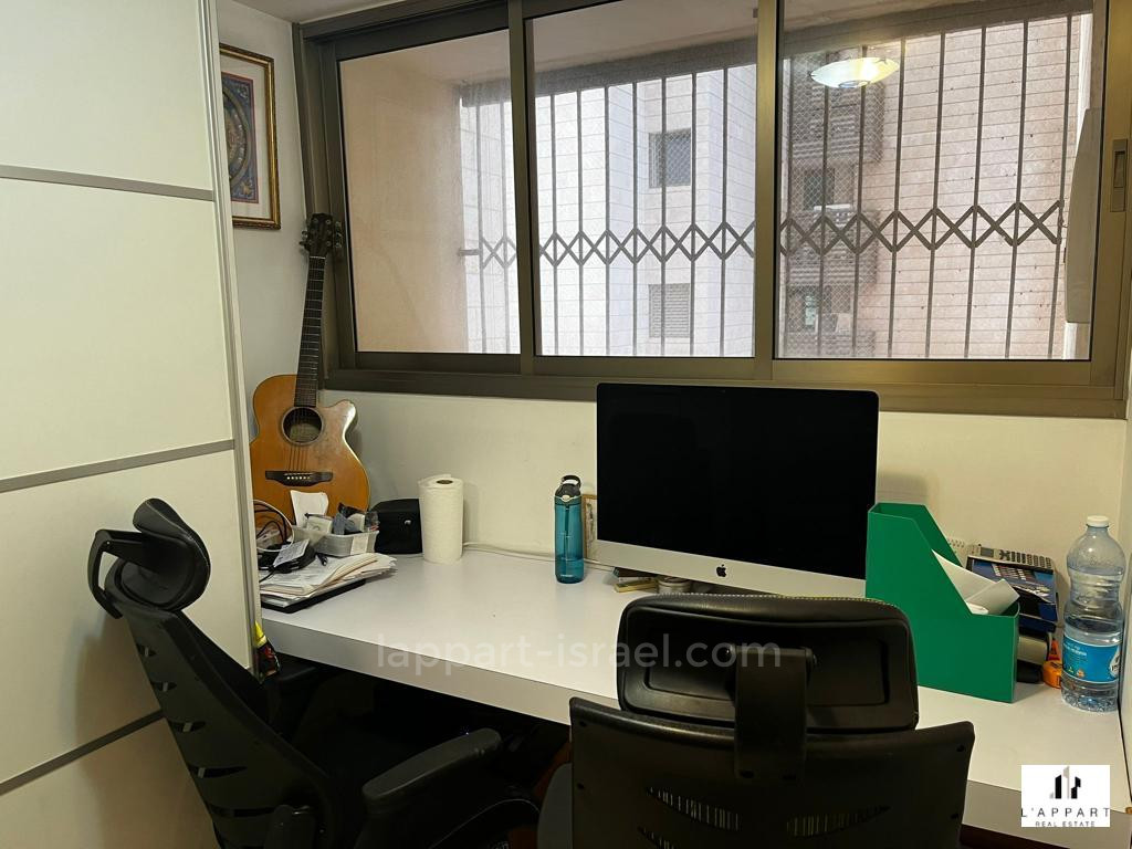 Apartamento 4.5 cômodos  Tel Aviv Ramat Aviv 175-IBL-3242