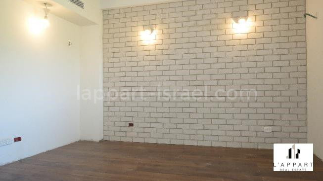 Apartamento 3 cômodos  Tel Aviv Centro da cidade 175-IBL-3245