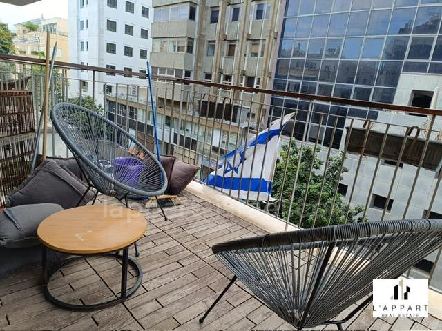 Apartamento 3 cômodos  Tel Aviv Lev Tel-Aviv 175-IBL-3304