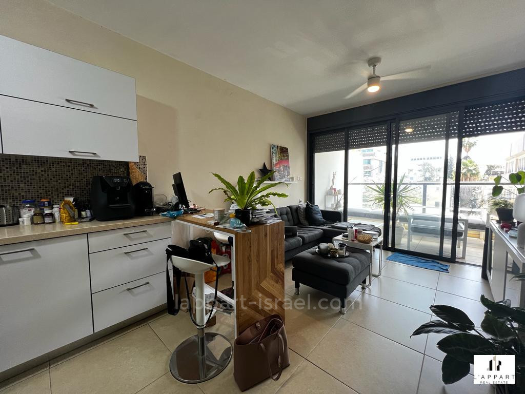 Apartamento 2 cômodos  Tel Aviv Centro da cidade 175-IBL-3346