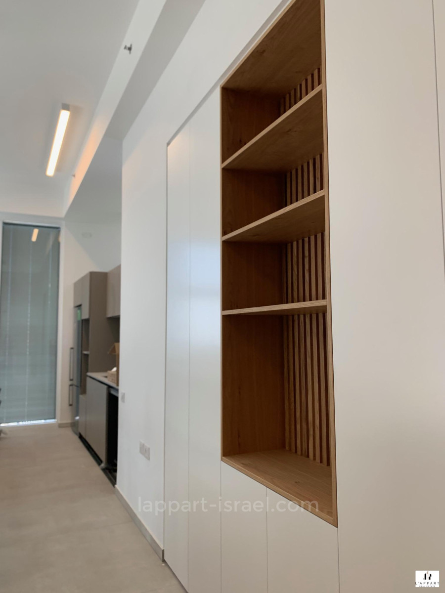 Apartamento 5 cômodos  Givataim City 175-IBL-3354