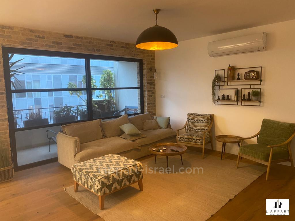 Apartamento 3 cômodos  Tel Aviv Região marítima 175-IBL-3362