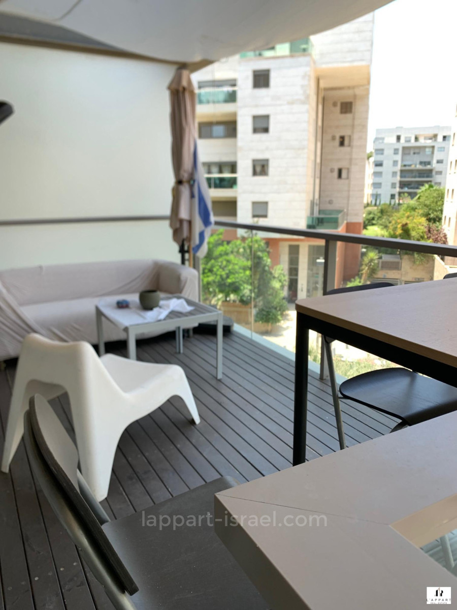 Apartamento 4 cômodos  Tel Aviv Ramat Aviv 175-IBL-3375