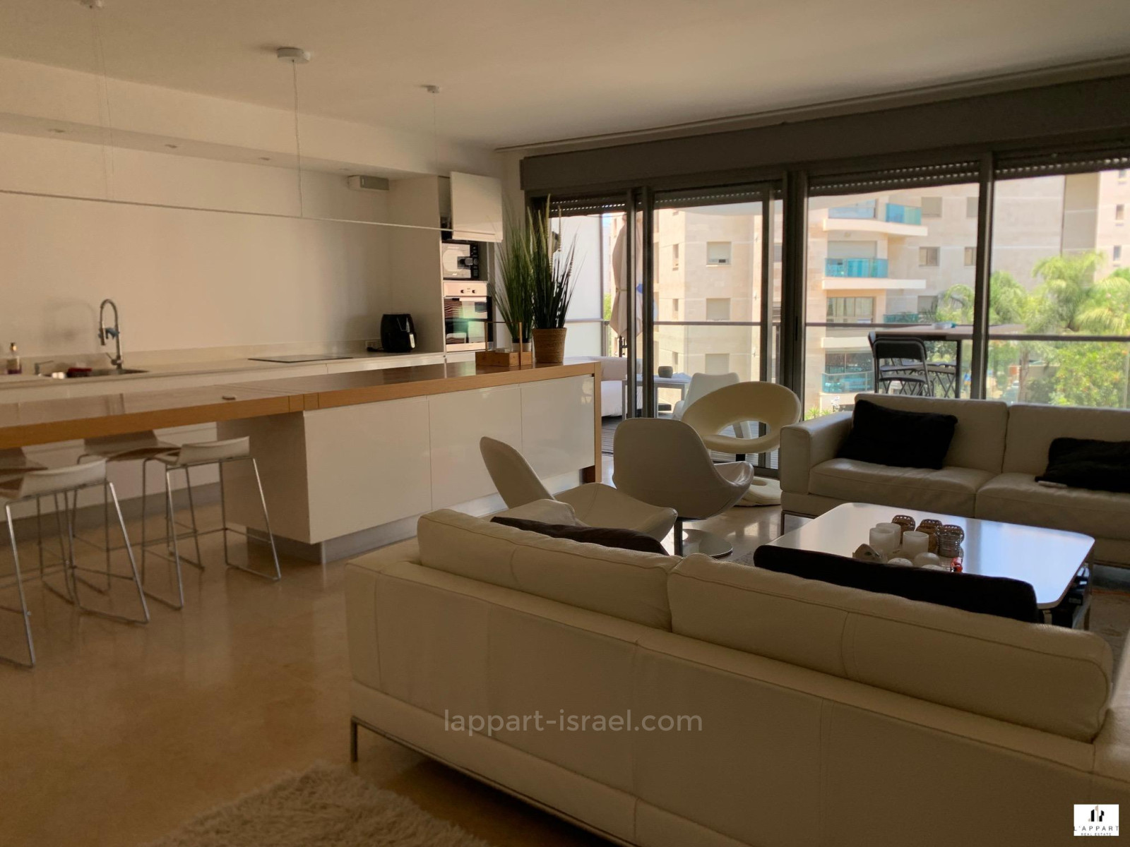 Apartamento 4 cômodos  Tel Aviv Ramat Aviv 175-IBL-3375