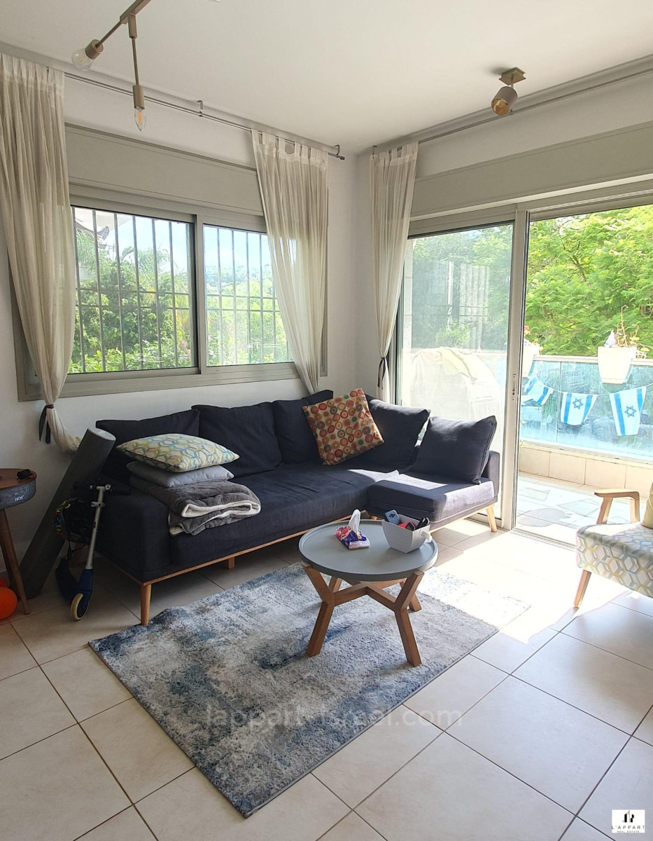 Apartamento 3 cômodos  Tel Aviv Centro da cidade 175-IBL-3379