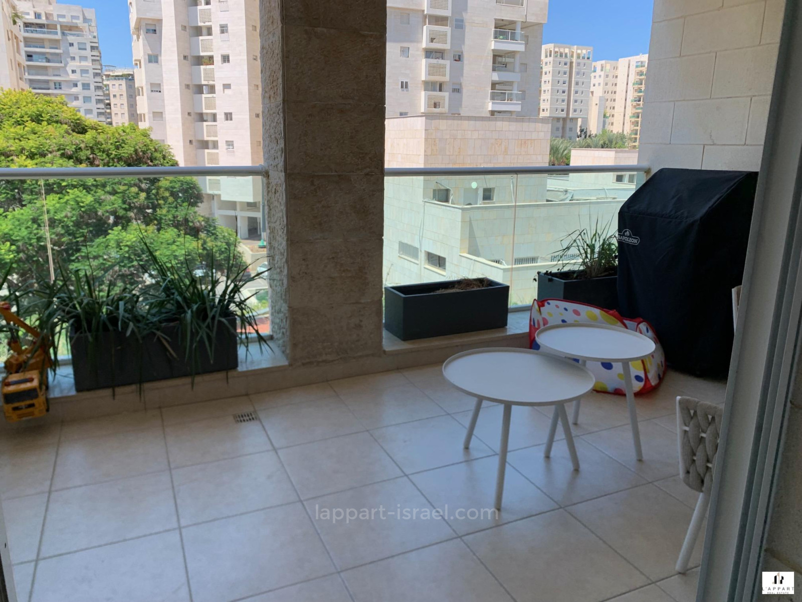 Apartamento 4 cômodos  Tel Aviv Ramat Aviv 175-IBL-3391