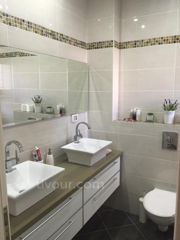 Casarão 6 cômodos Ashdod Yud Zayin 210-IBL-1883