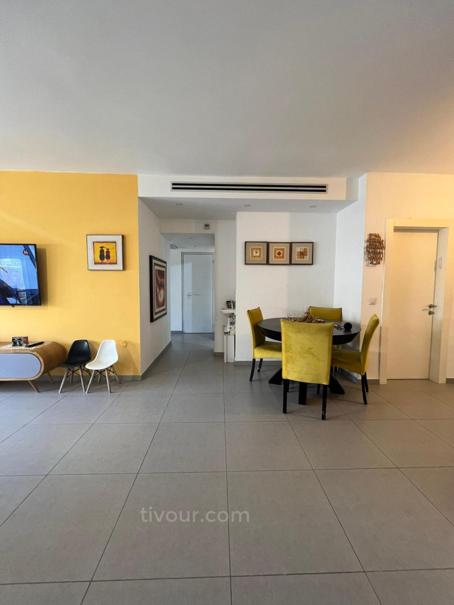 Apartamento 4 cômodos  Netivot Kiryat Menahem 210-IBL-2000