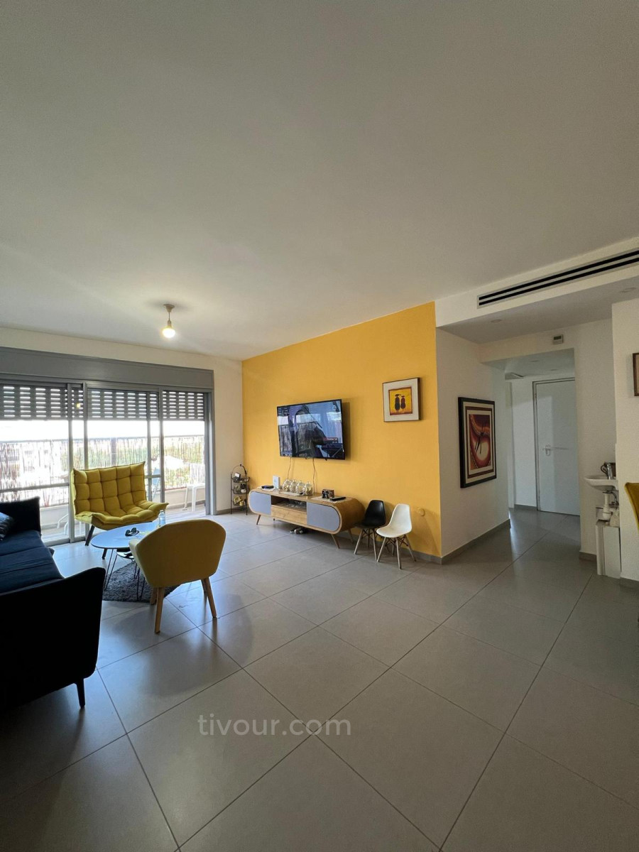 Apartamento 4 cômodos  Netivot Kiryat Menahem 210-IBL-2000