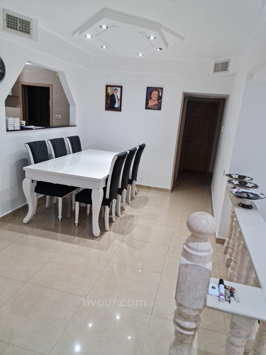 Apartamento 5 cômodos  Ashdod He 210-IBL-2021