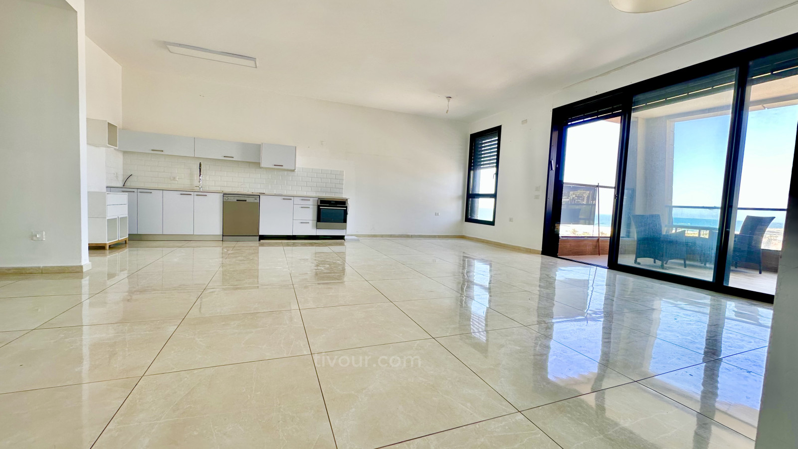 Apartamento 5 cômodos  Ashdod Youd Alef 210-IBL-2041