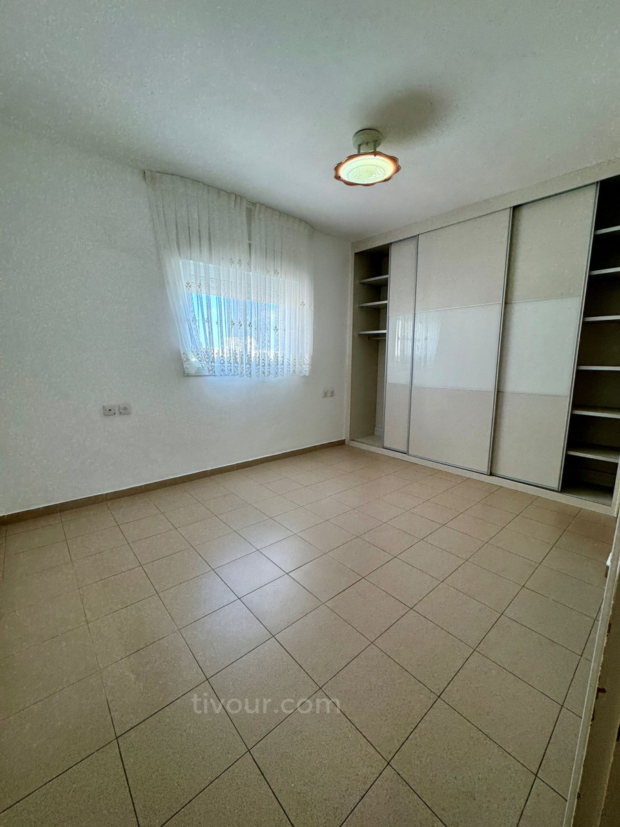 Apartamento 4 cômodos  Ashdod Dalet 210-IBL-2044