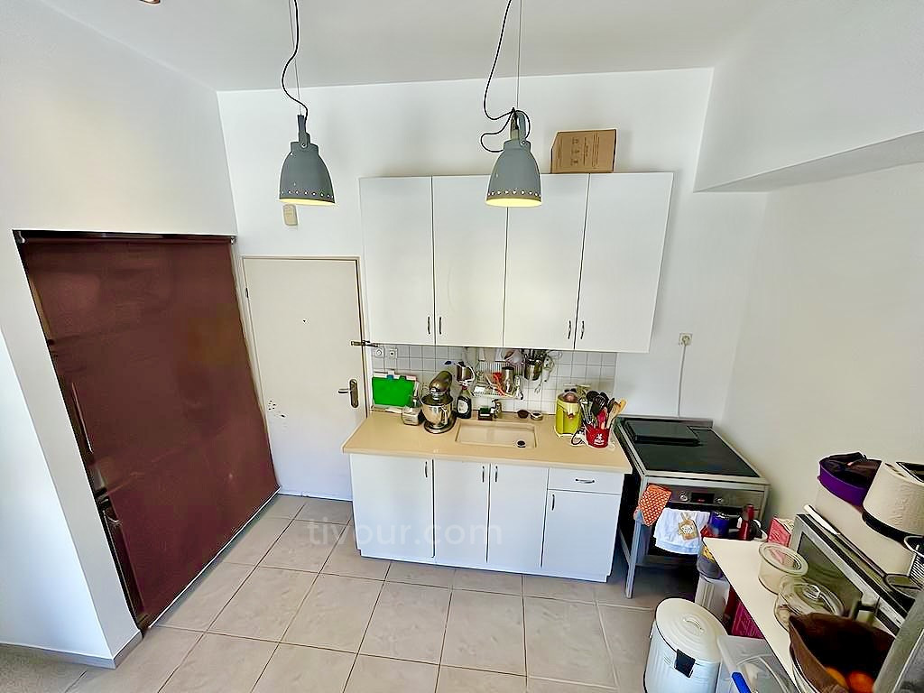 Apartamento 2 cômodos  Tel Aviv Levontin 210-IBL-2047