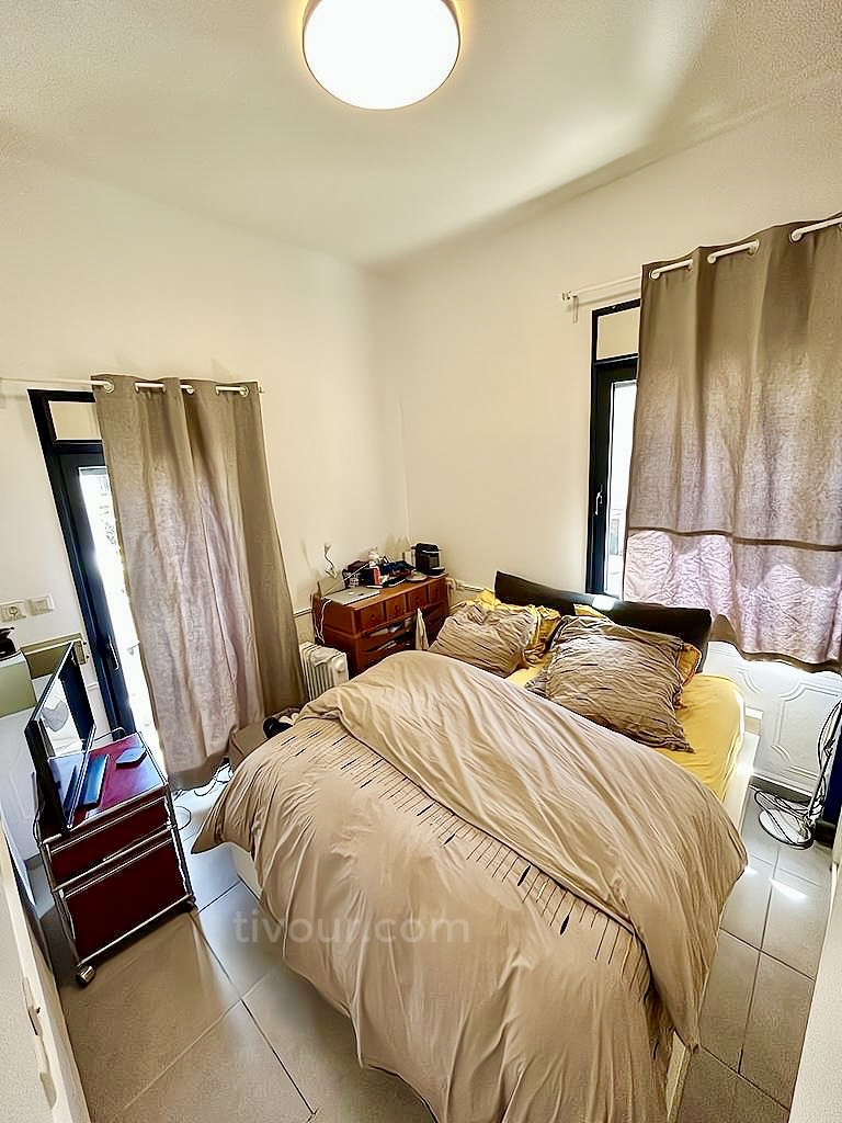 Apartamento 2 cômodos  Tel Aviv Levontin 210-IBL-2047