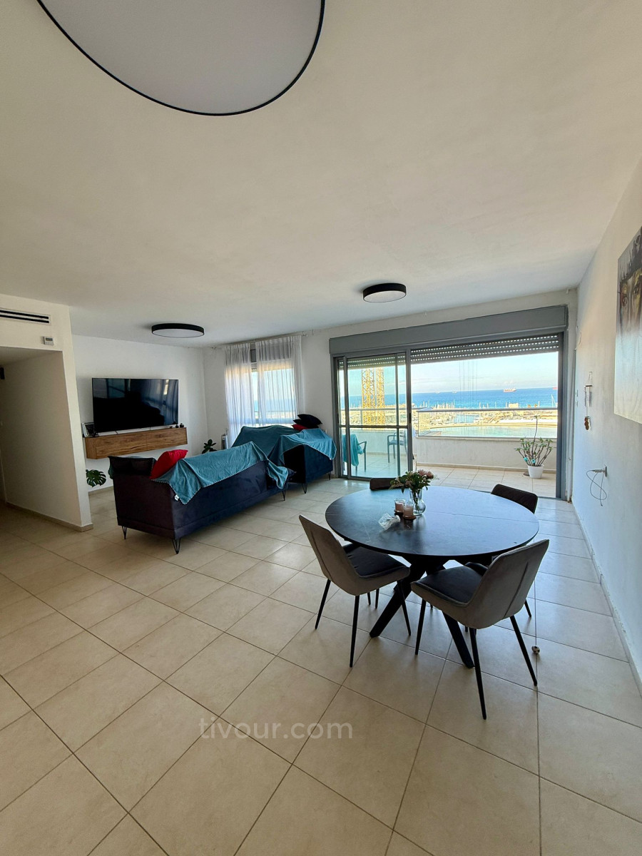 Apartamento 5 cômodos Ashdod Marina 210-IBL-2070