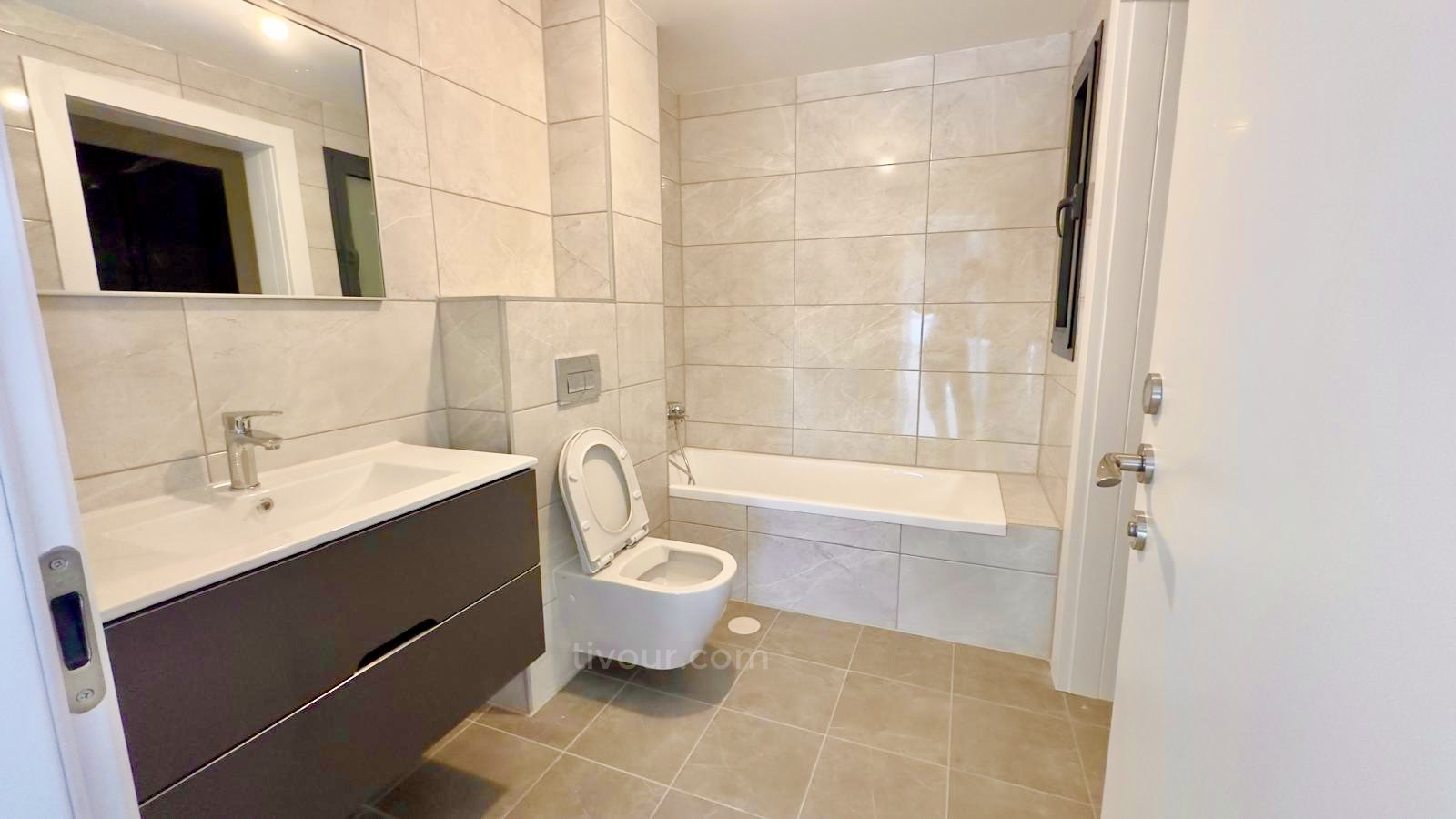 Apartamento 4 cômodos Ashdod Dalet 210-IBL-2079