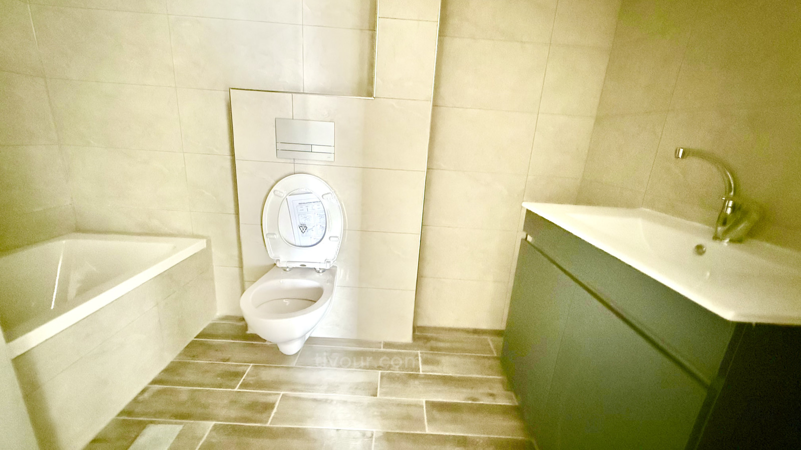 Apartamento 4 cômodos Ashdod Het 210-IBL-2081