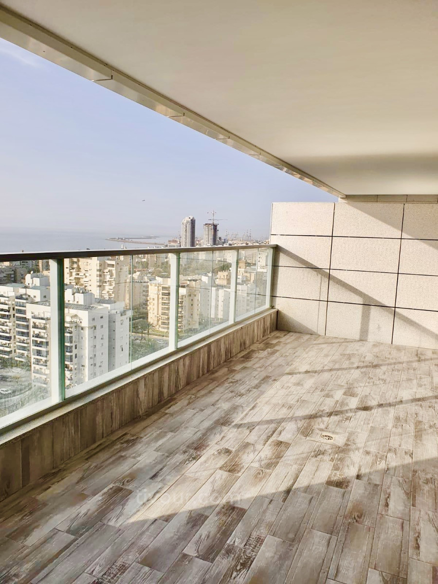 Apartamento 5 cômodos Ashdod City 210-IBL-2085