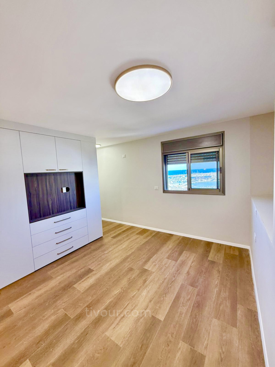 Apartamento 5 cômodos Ashdod Marina 210-IBL-2096