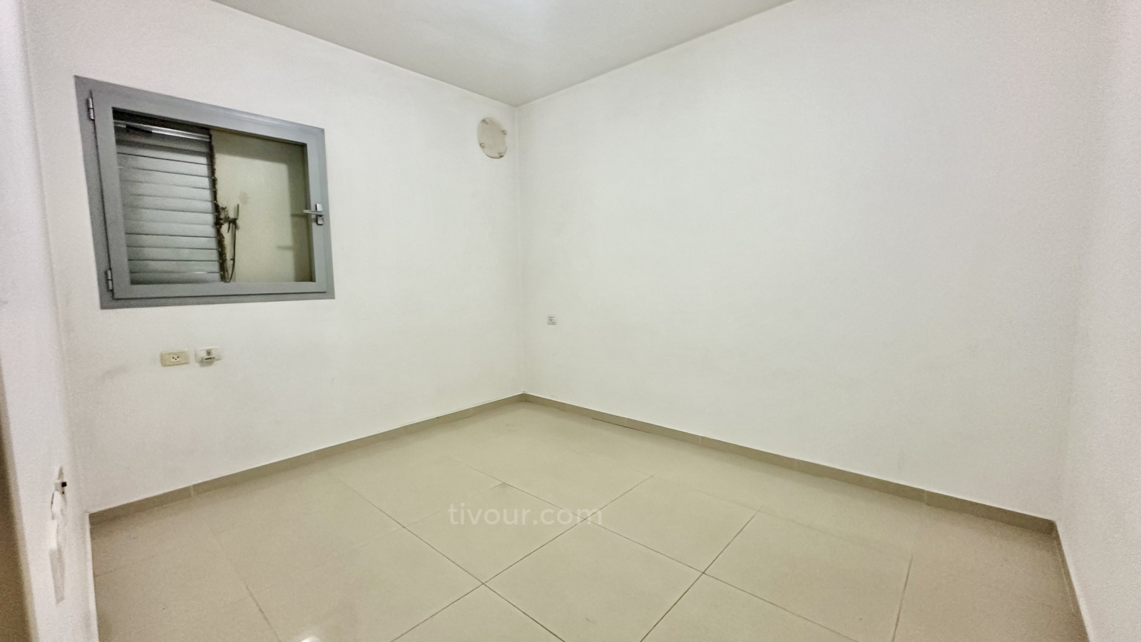 Apartamento 4 cômodos Ashdod Dalet 210-IBL-2101