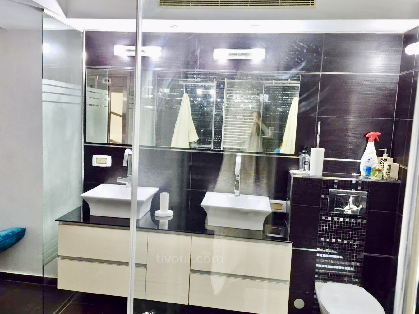 Casarão 8 cômodos Ashdod Marina 210-IBL-2112