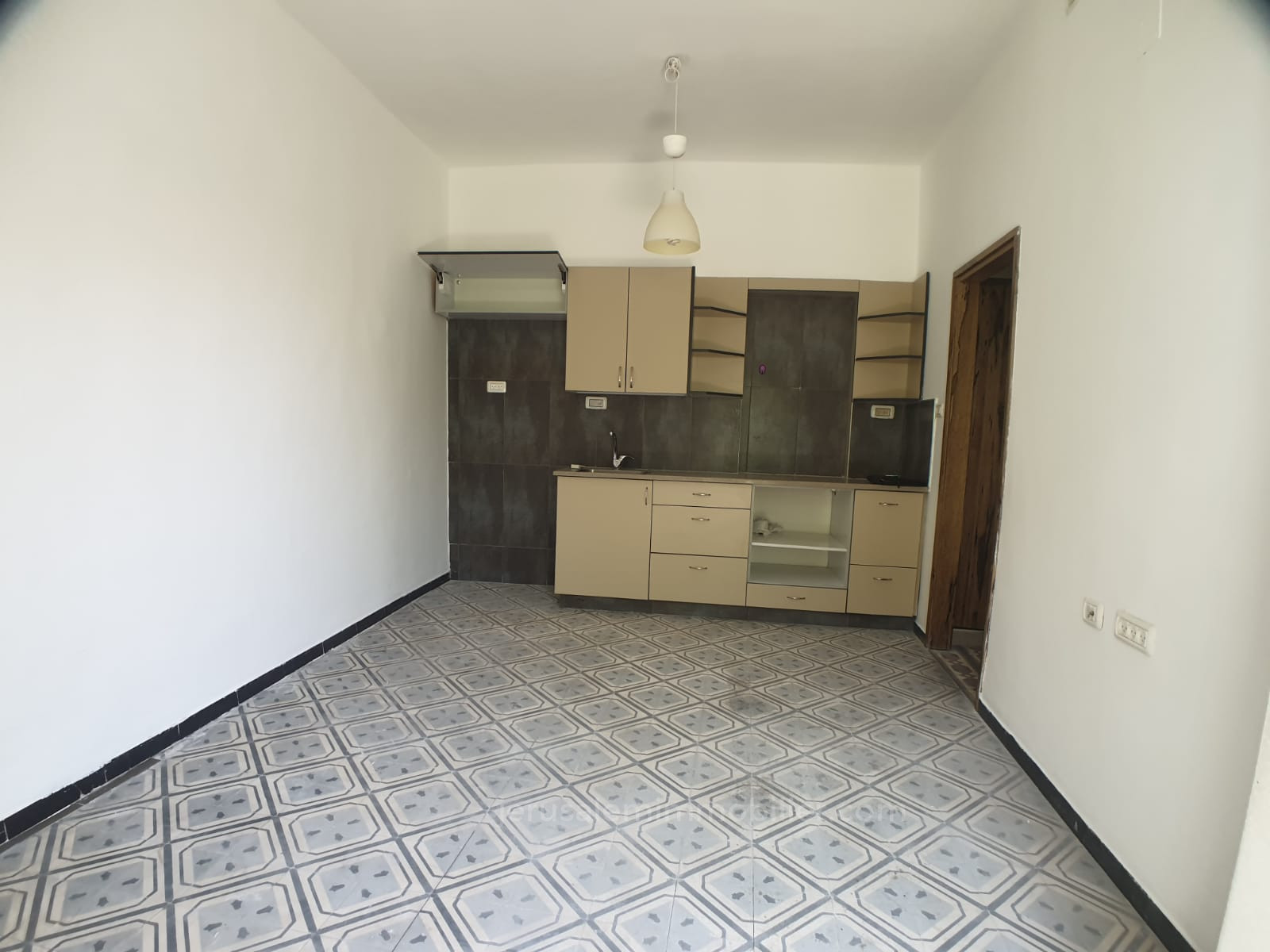 Apartamento 2 cômodos  Jerusalém Nahlaot 226-IBL-1771