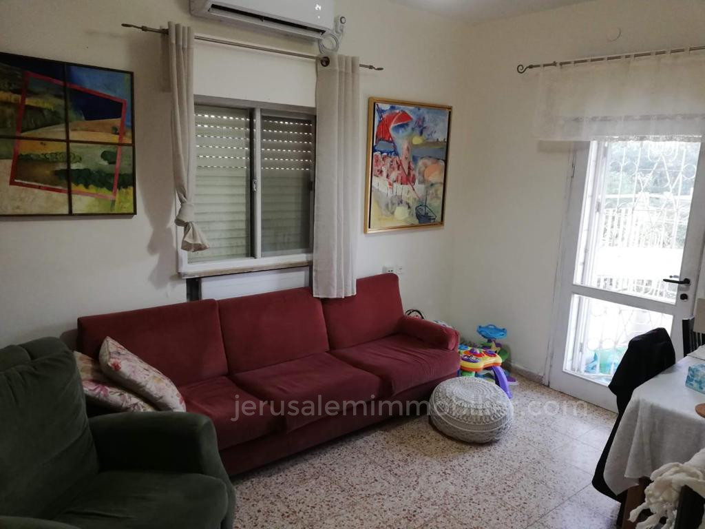 Apartamento 3 cômodos  Jerusalém Katamonim 226-IBL-1806