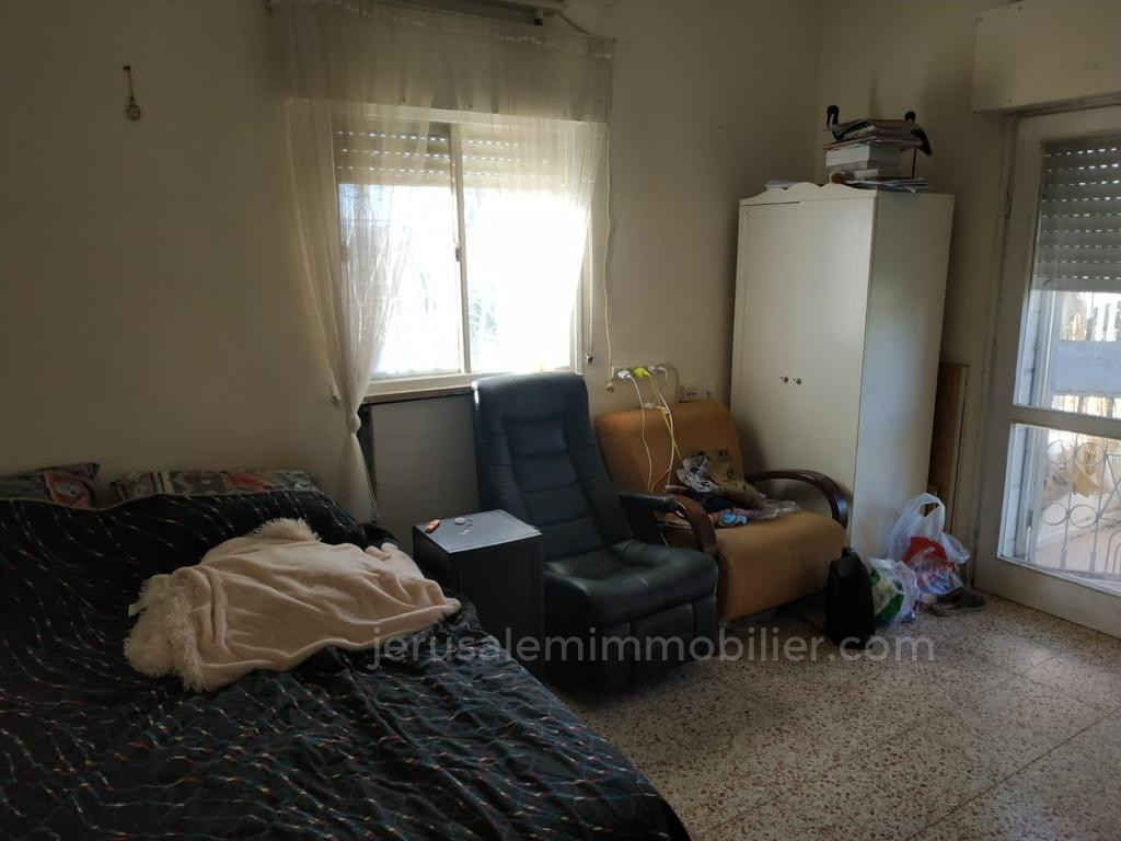 Apartamento 3 cômodos  Jerusalém Katamonim 226-IBL-1806